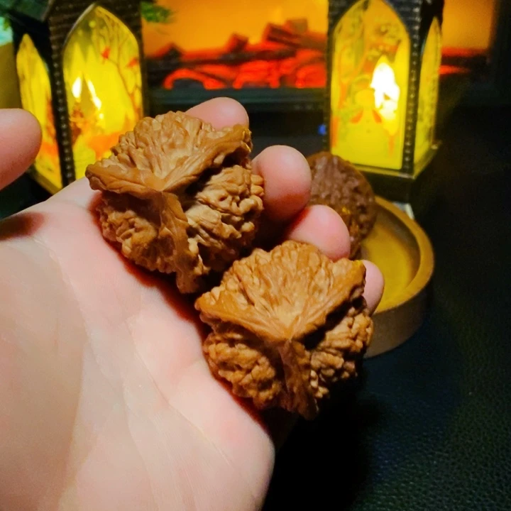 吊坠文玩核桃官帽三棱