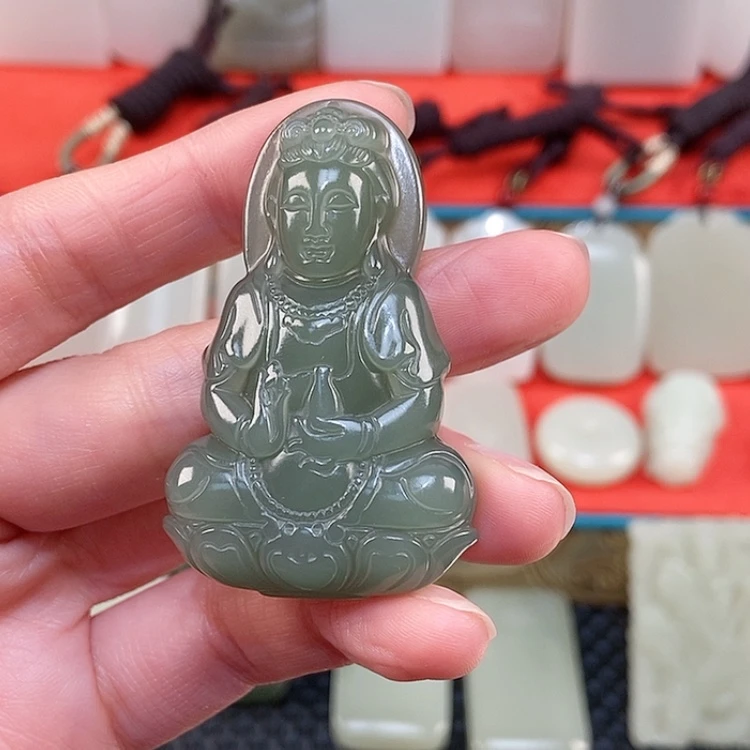 【闪购商品】颈饰未镶嵌和田玉