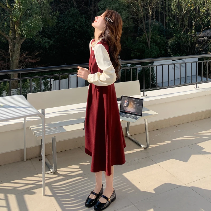 法式早秋红色假两件连衣裙女2025新款爆款高级感气质中长款a字裙
