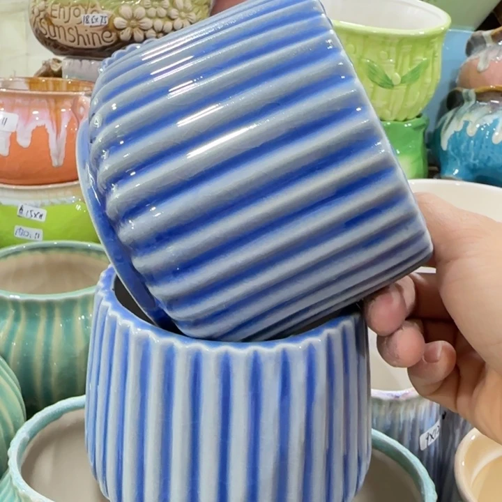 凑9块包邮，有孔花盆