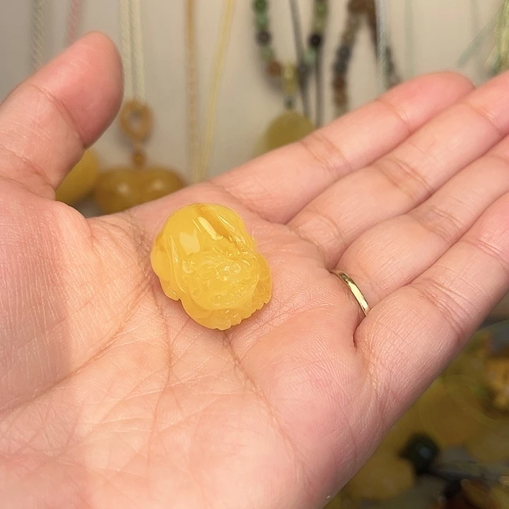 蜜蜡颈饰未镶嵌蜜蜡
