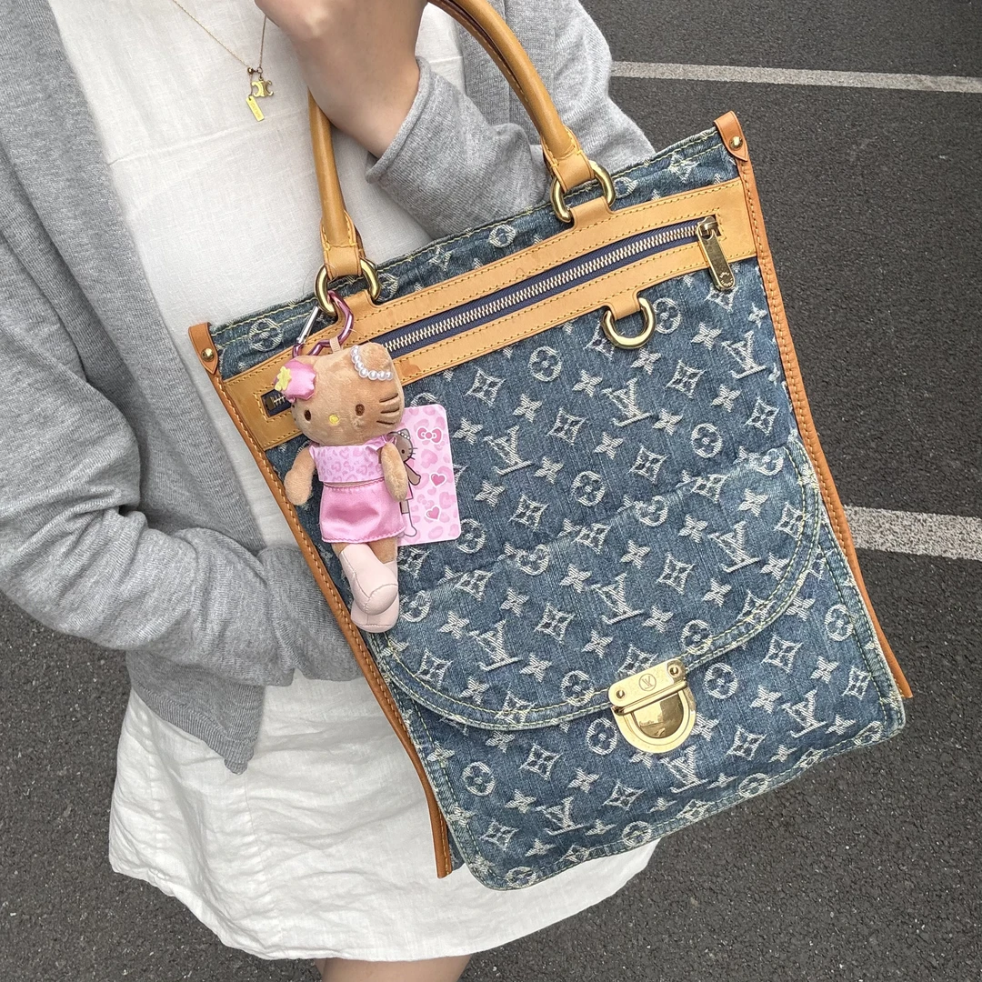 95新 LouisVuitton/路易威登 蓝色丹宁牛仔琴谱手提包