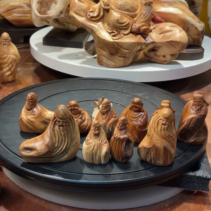 柏木（崖柏）友*崖柏  弥勒