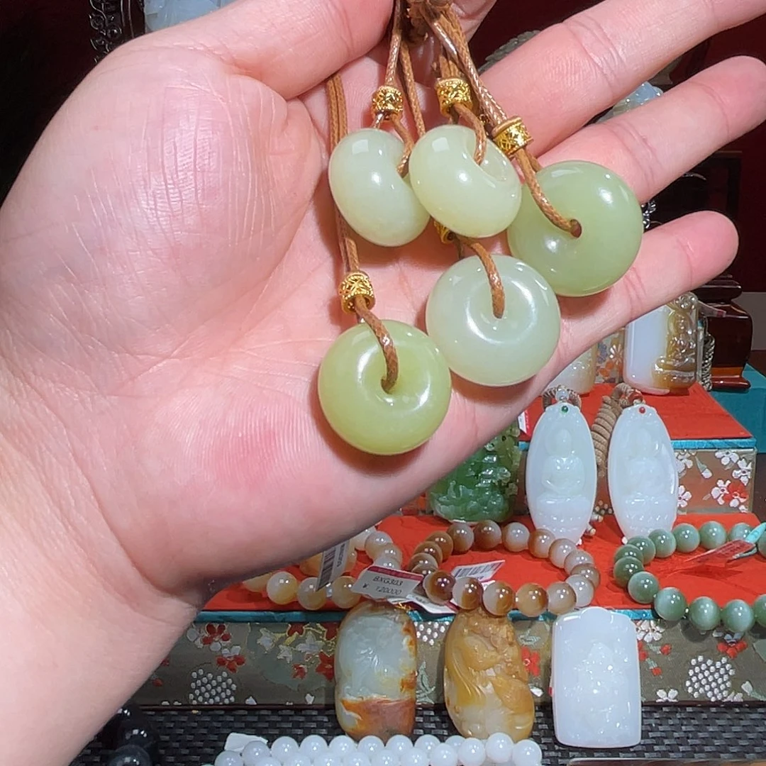 颈饰未镶嵌和田玉多样性发货