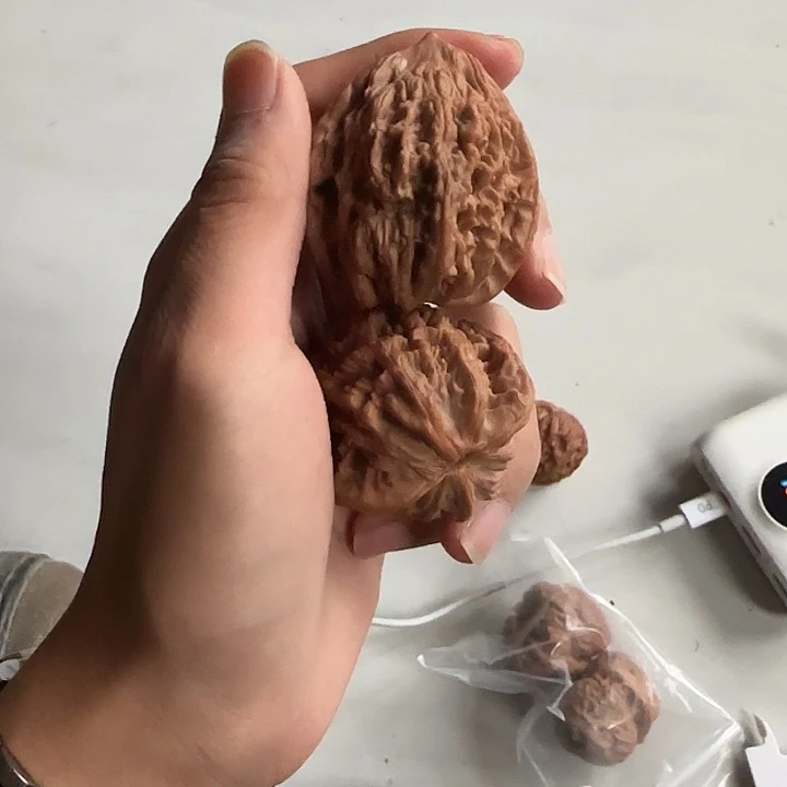 憶***。把件文玩核桃虎头