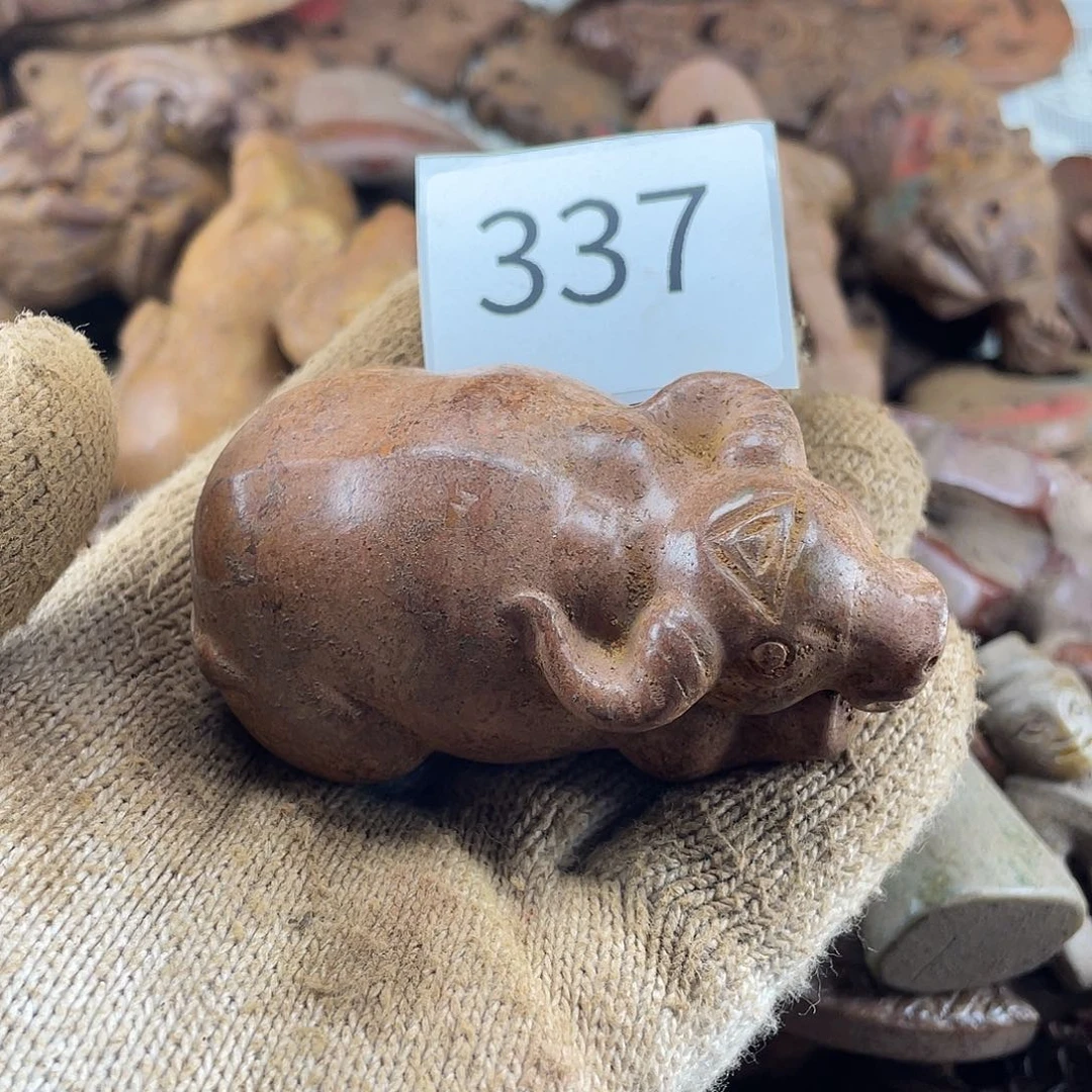 和田玉（糖玉）未镶嵌挂件