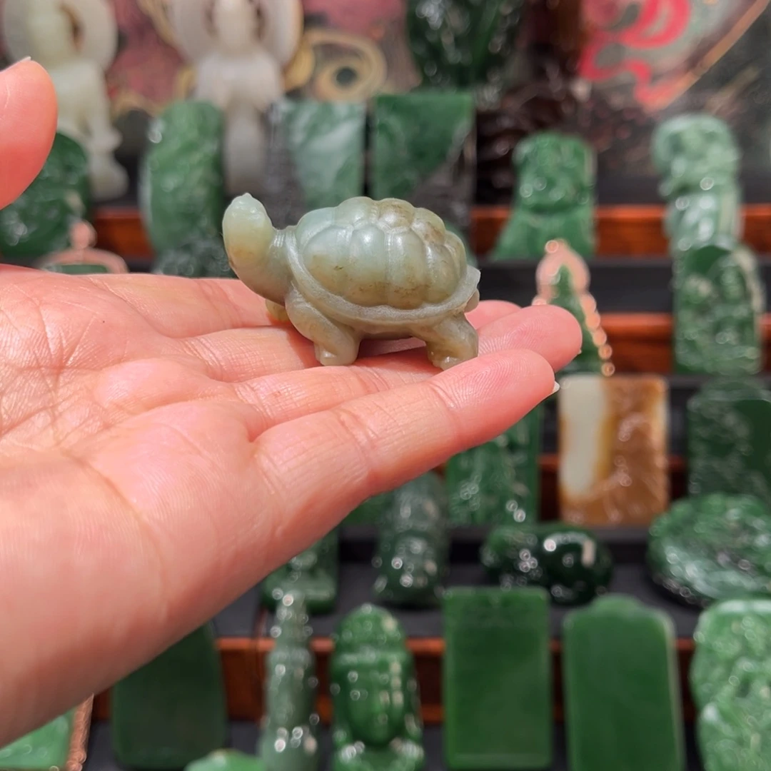 和田玉（碧玉）未镶嵌颈饰