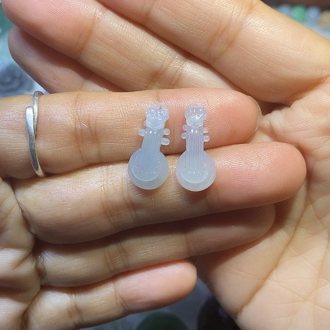 定制翡翠未镶嵌知音