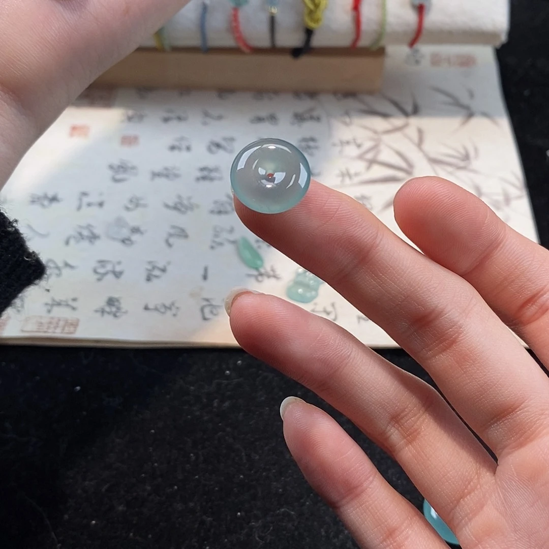 翡翠颈饰未镶嵌天然翡翠