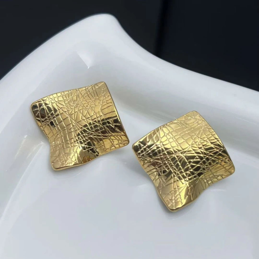 钛钢耳饰 金色方形耳环时尚高级感耳钉轻奢气质耳饰r616百搭复古