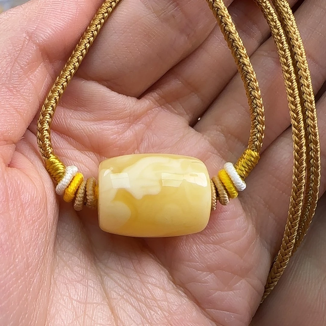 蜜蜡未镶嵌珠宝奇石