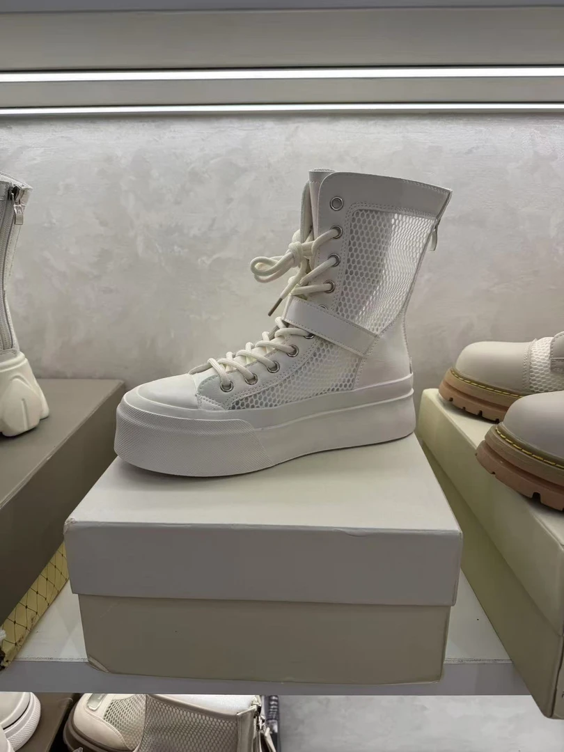 白色镂空网靴网面靴子女切尔西靴英伦风运动凉靴厚底透气高帮女鞋