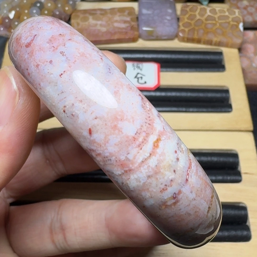 硅化玉纯天然色有机玉石未镶嵌56圈口