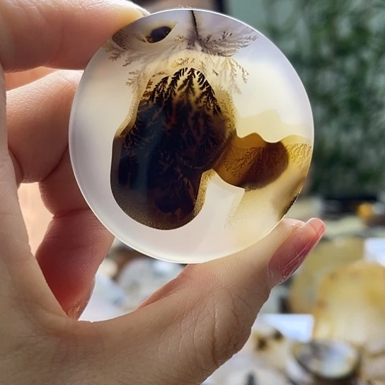 玛瑙/玉髓吊坠未镶嵌清**月