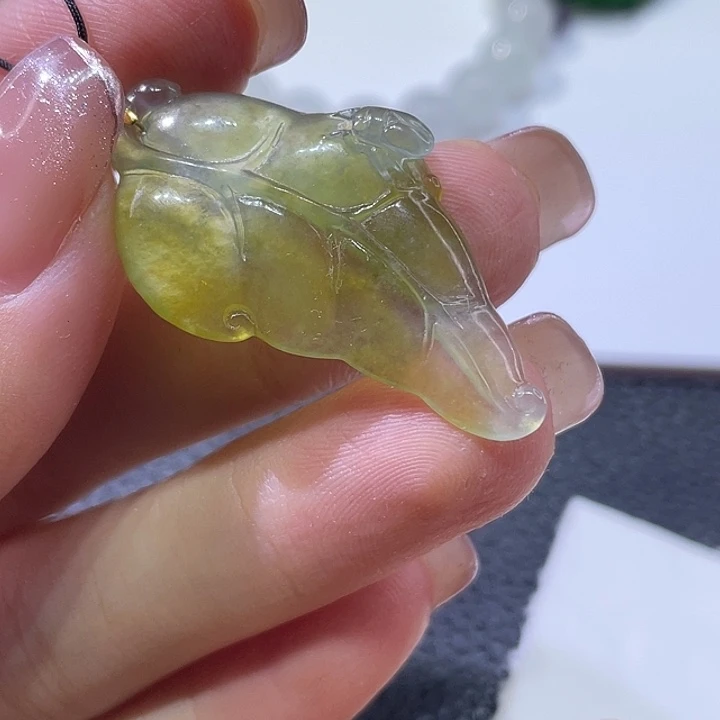 未镶嵌定制翡翠翡翠
