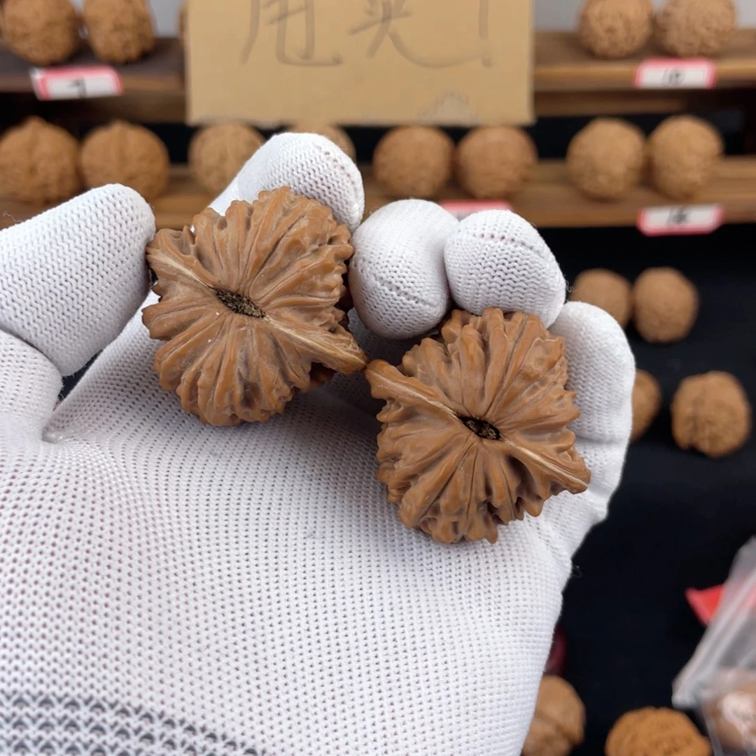 文玩核桃把件41四座楼