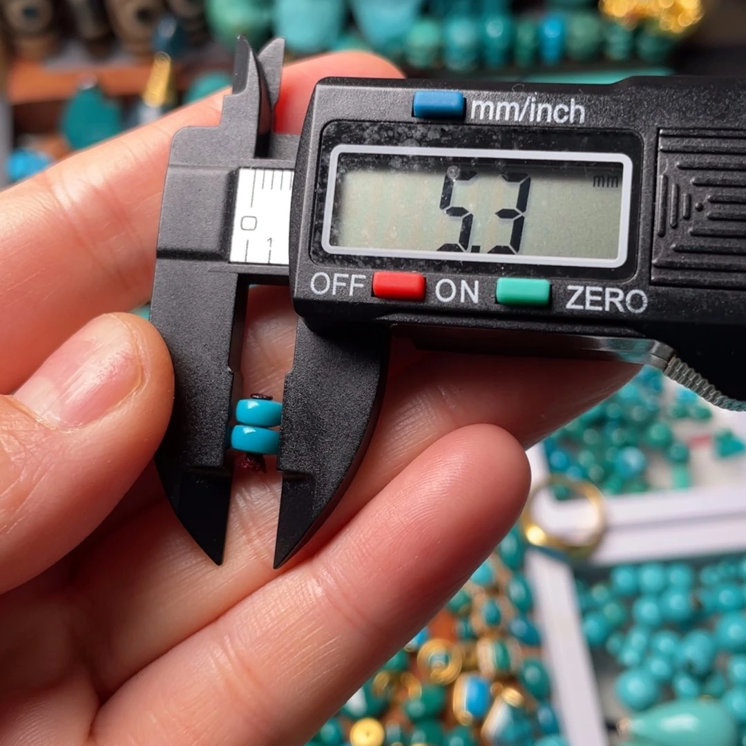 绿松石颈饰足金镶嵌