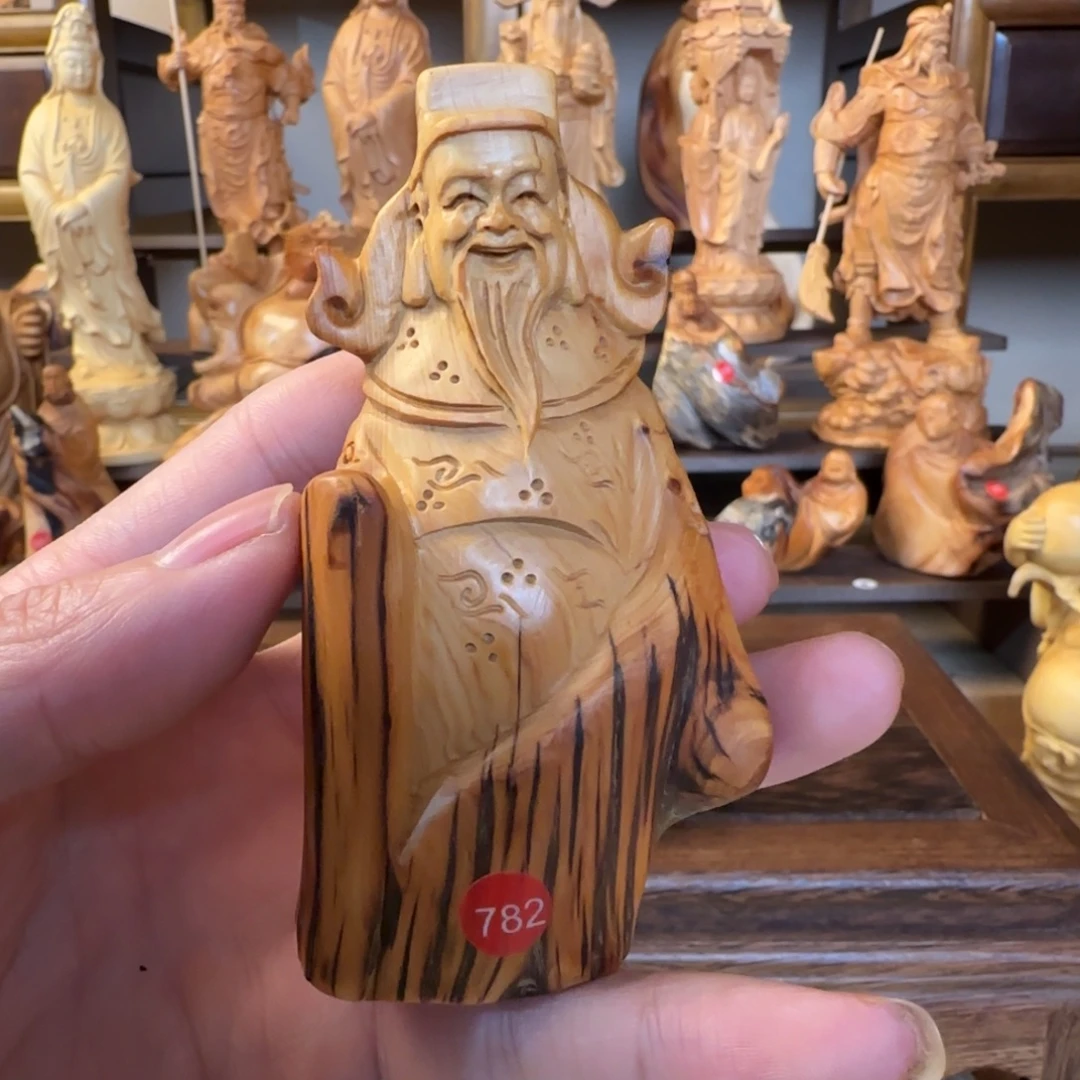 崖柏小木匠艺雕一物一拍