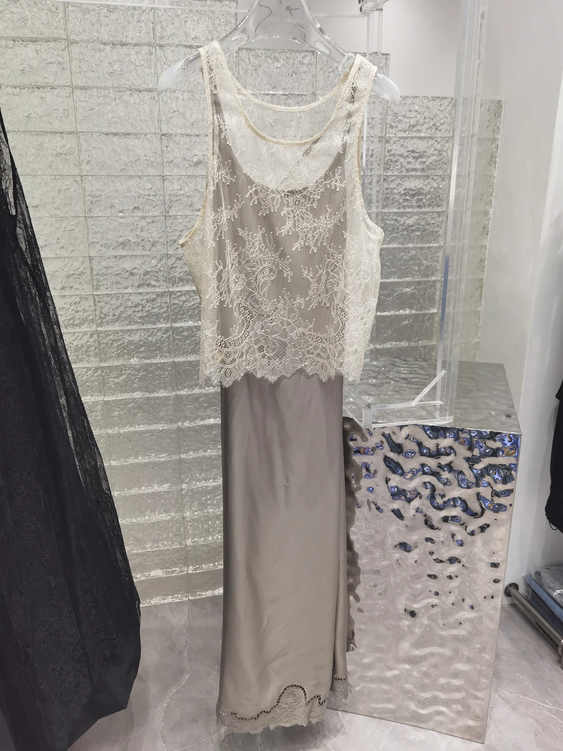 ANNENONO2025春夏两件套蕾丝拼接无袖连衣裙