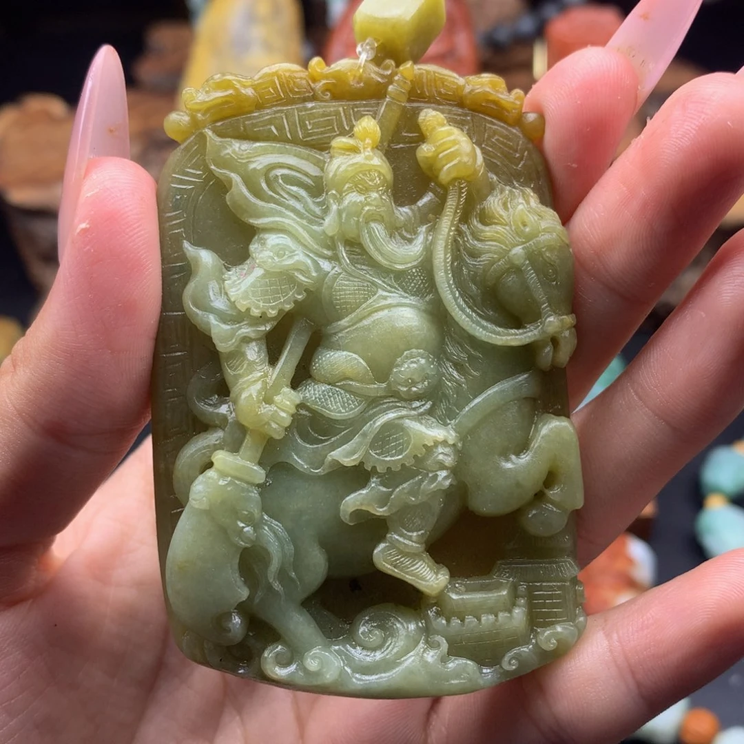 小***了定制翡翠未镶嵌翡翠