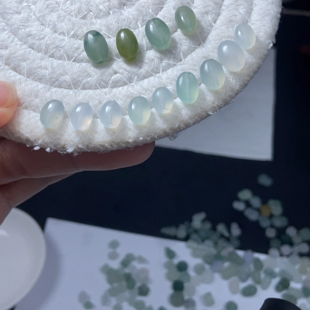 定制翡翠未镶嵌单个价格