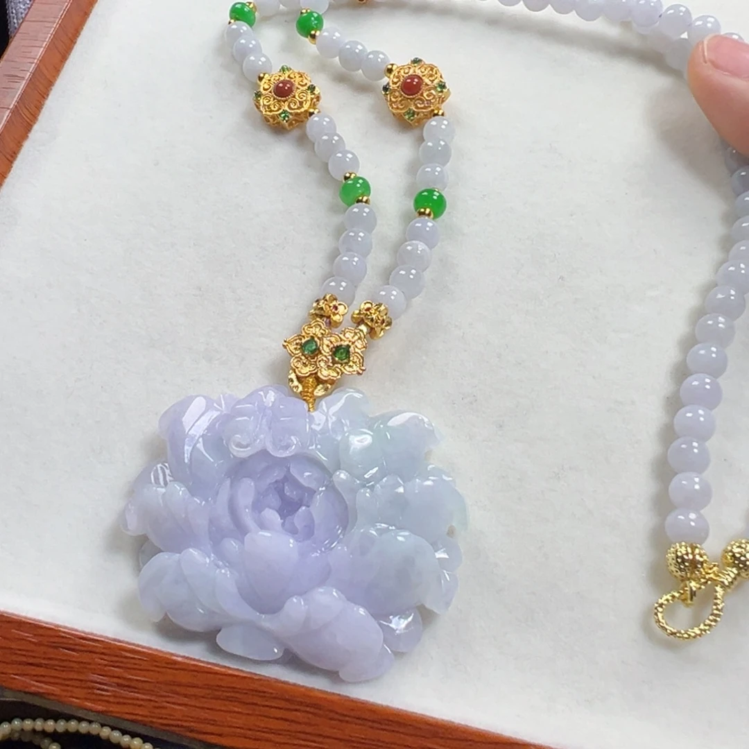 翡翠未镶嵌毛衣链冰紫牡丹花