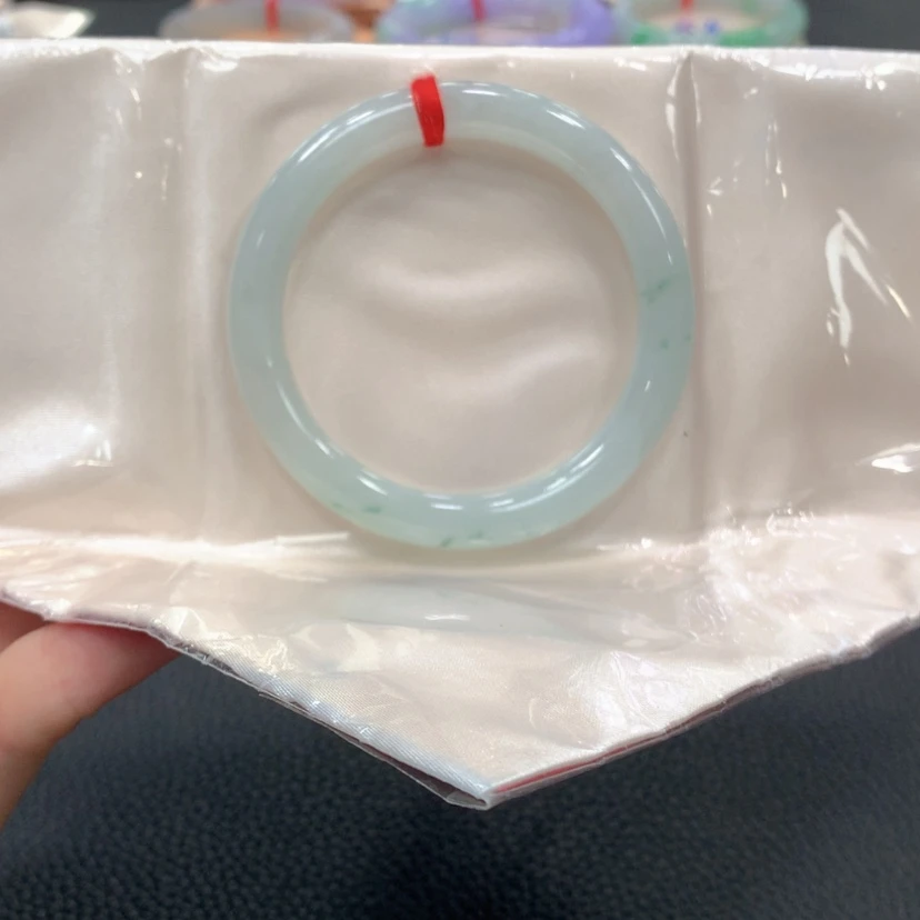 【闪购商品】翡翠手镯未镶嵌翡翠