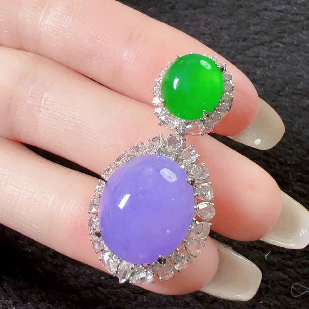 翡翠18K金镶嵌颈饰签收后24小时鉴赏期，过时不退