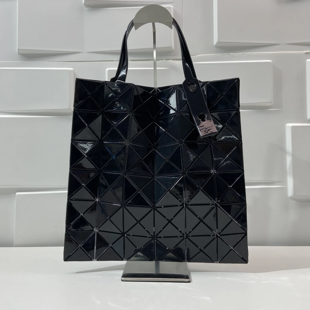 99新 Issey Miyake/三宅一生 思斯专属 三宅一生单肩包 GSCI090