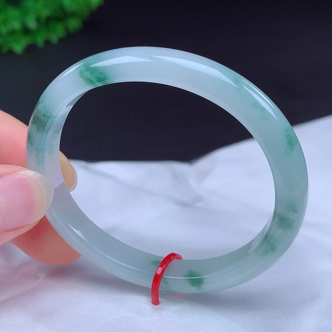 翡翠未镶嵌手镯54贵妃681007