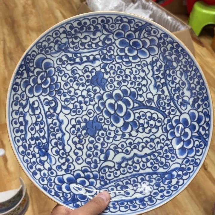 云***盾摆件陶瓷工艺品，瓷器制作