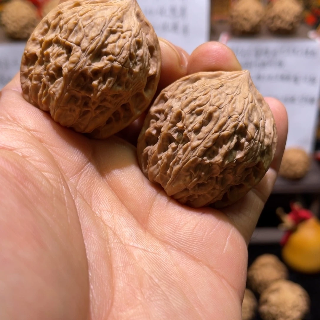 把件文玩核桃36小野生果子