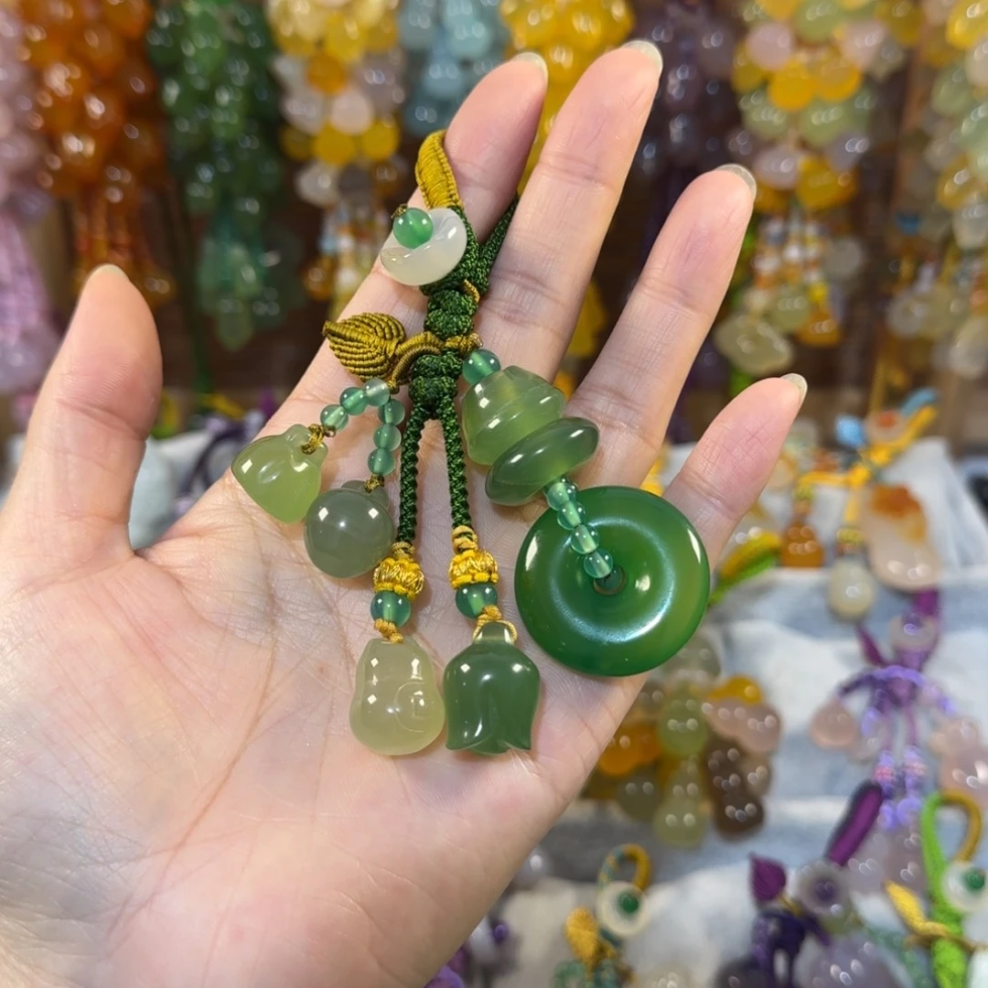 玛瑙/玉髓未镶嵌钥匙挂件