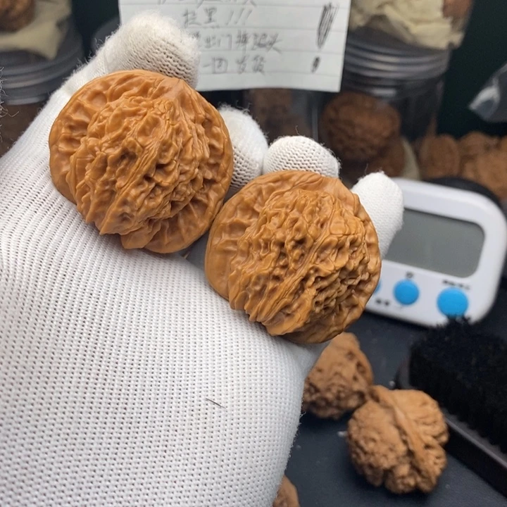 文玩核桃吊坠楼子43尺
