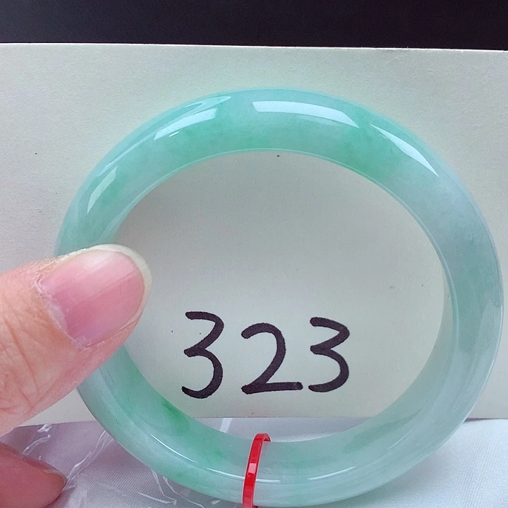 翡翠未镶嵌手镯翡翠手镯
