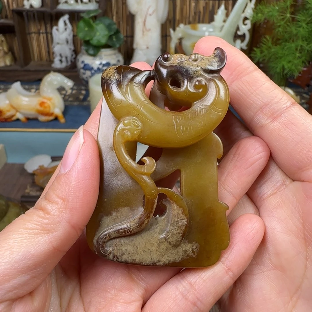 香***婆和田玉（糖玉）未镶嵌挂件