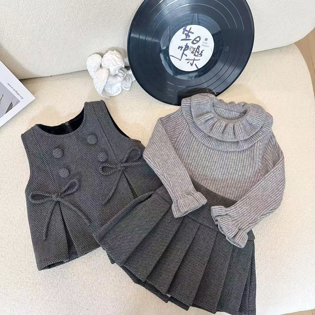 女童秋冬套装2025新款儿童韩版休闲女宝宝马甲翻领毛衣裙子三件套