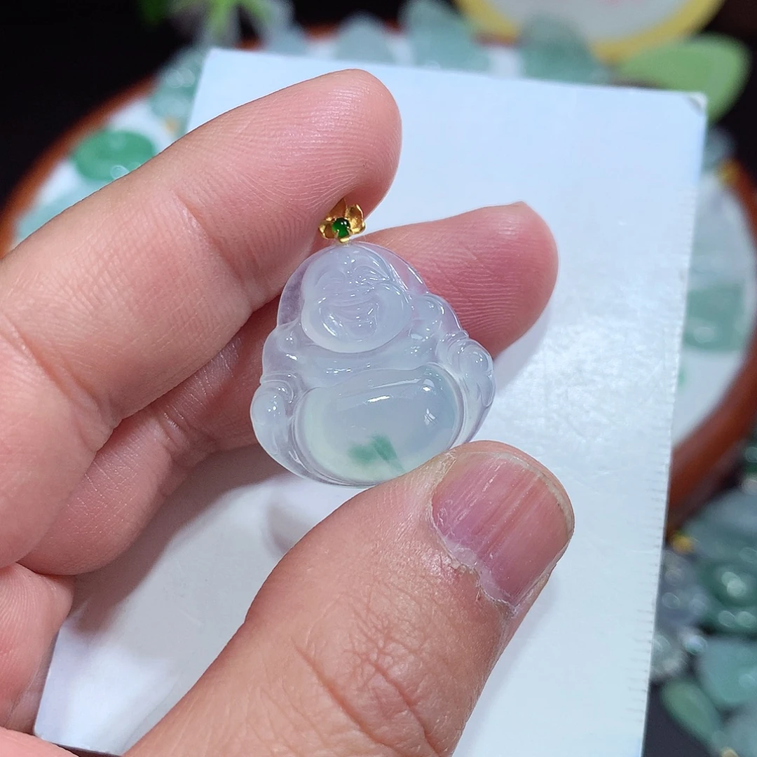 翡翠未镶嵌颈饰佛公