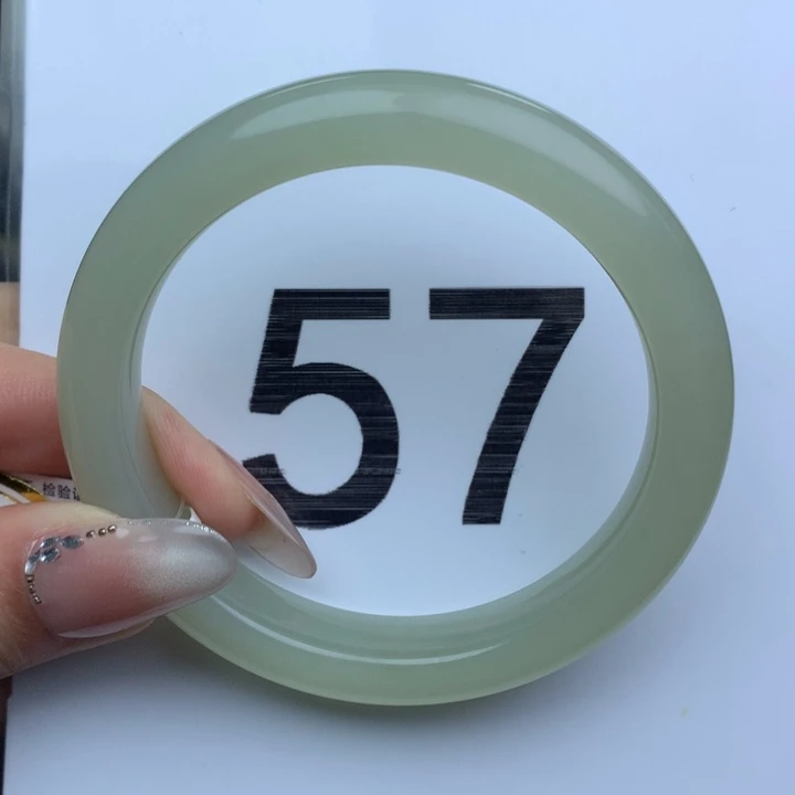 未镶嵌手镯和田玉55