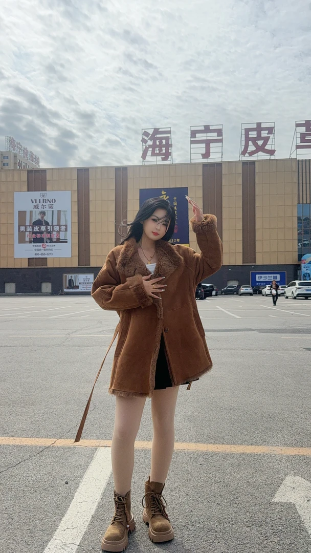 【2025年新款上新】羊皮羊毛皮毛一体托秋冬冬季爆款皮草外套福利