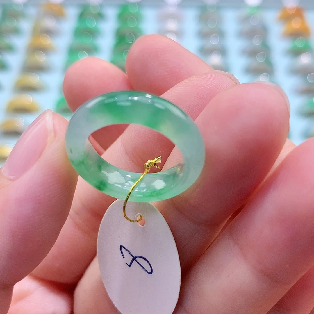 未镶嵌戒指翡翠8圈