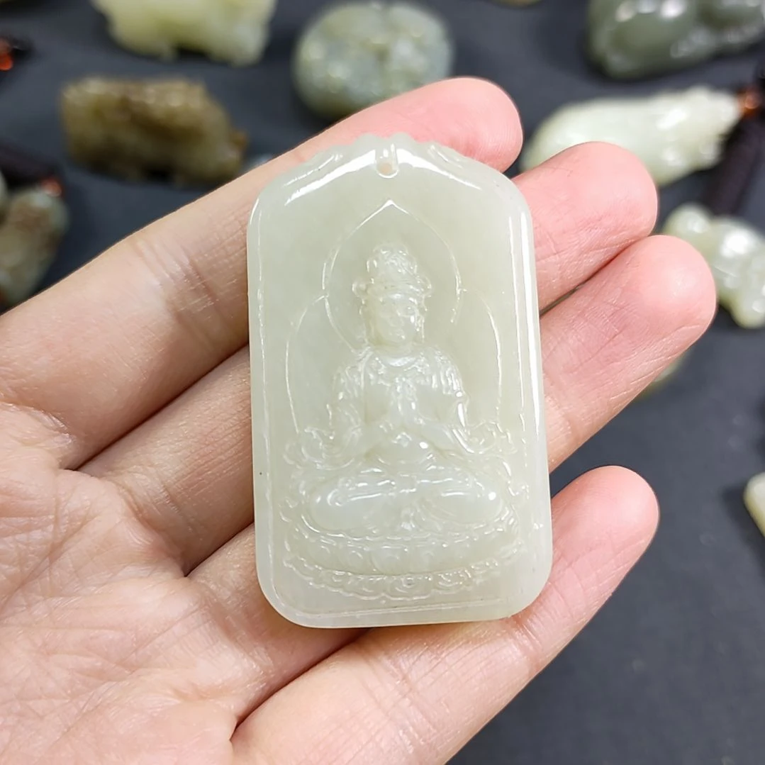 和田玉颈饰未镶嵌