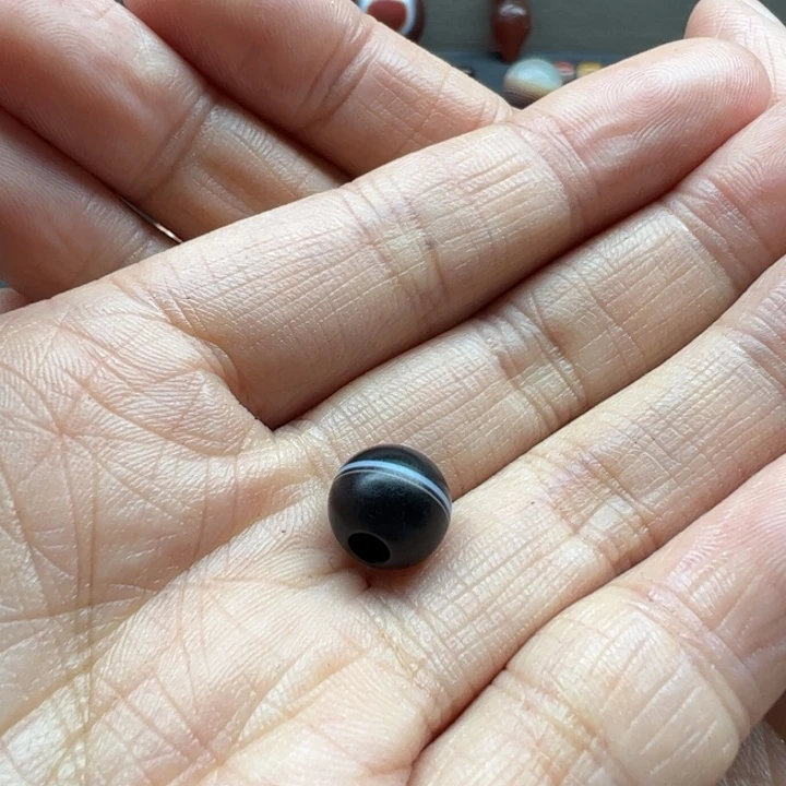 春***然玛瑙/玉髓未镶嵌珠宝半成品