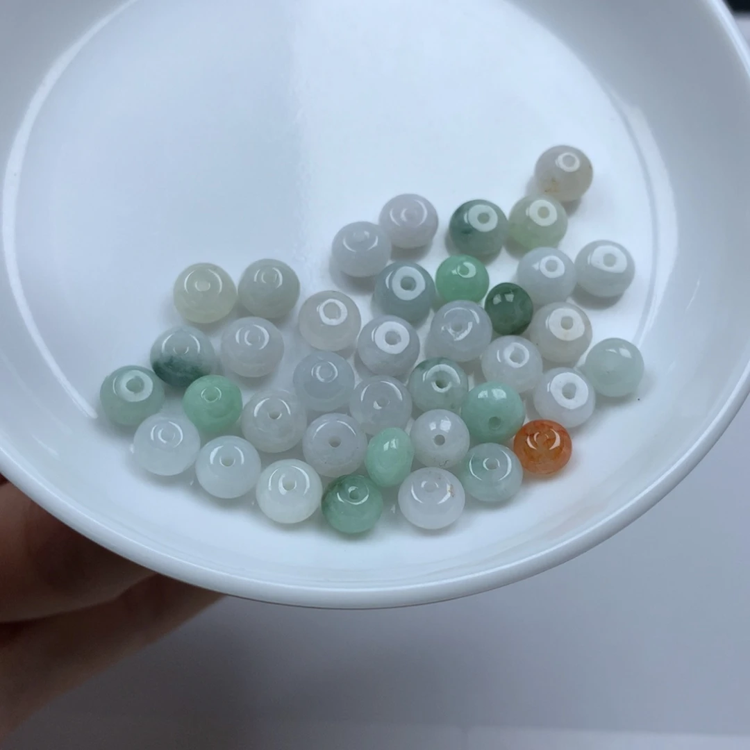 翡翠颈饰未镶嵌卡4✖️6。40颗