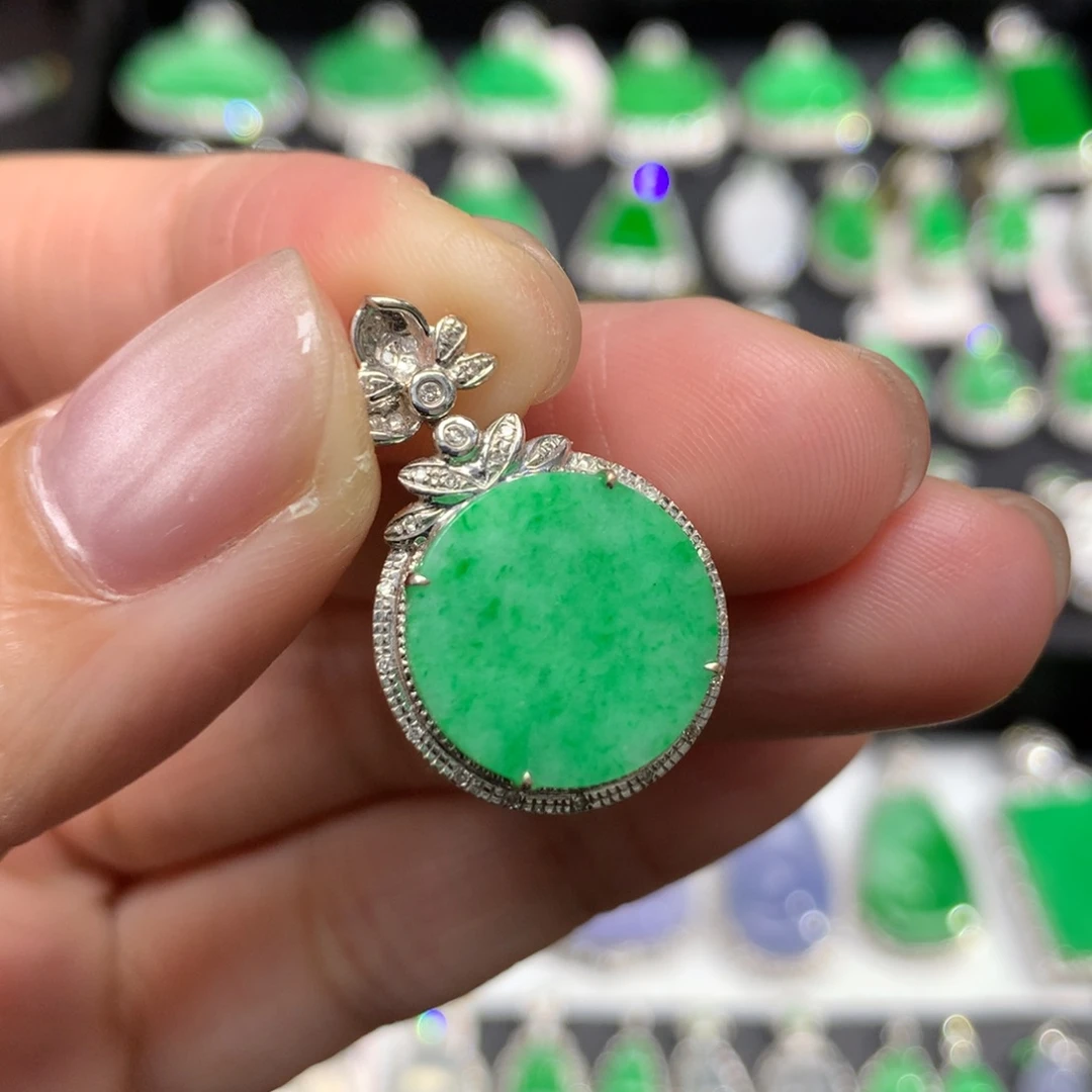 翡翠18K金镶嵌吊坠(不含链)