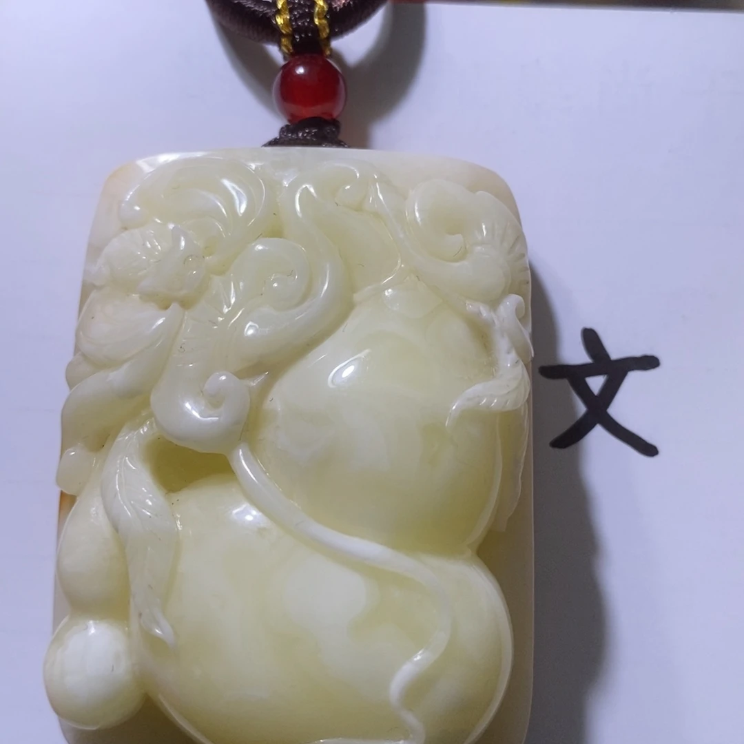 琥珀未镶嵌珠宝奇石55