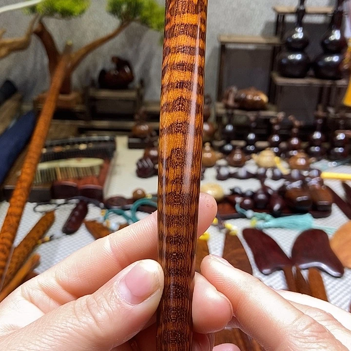 南美蛇纹木按摩棒一根