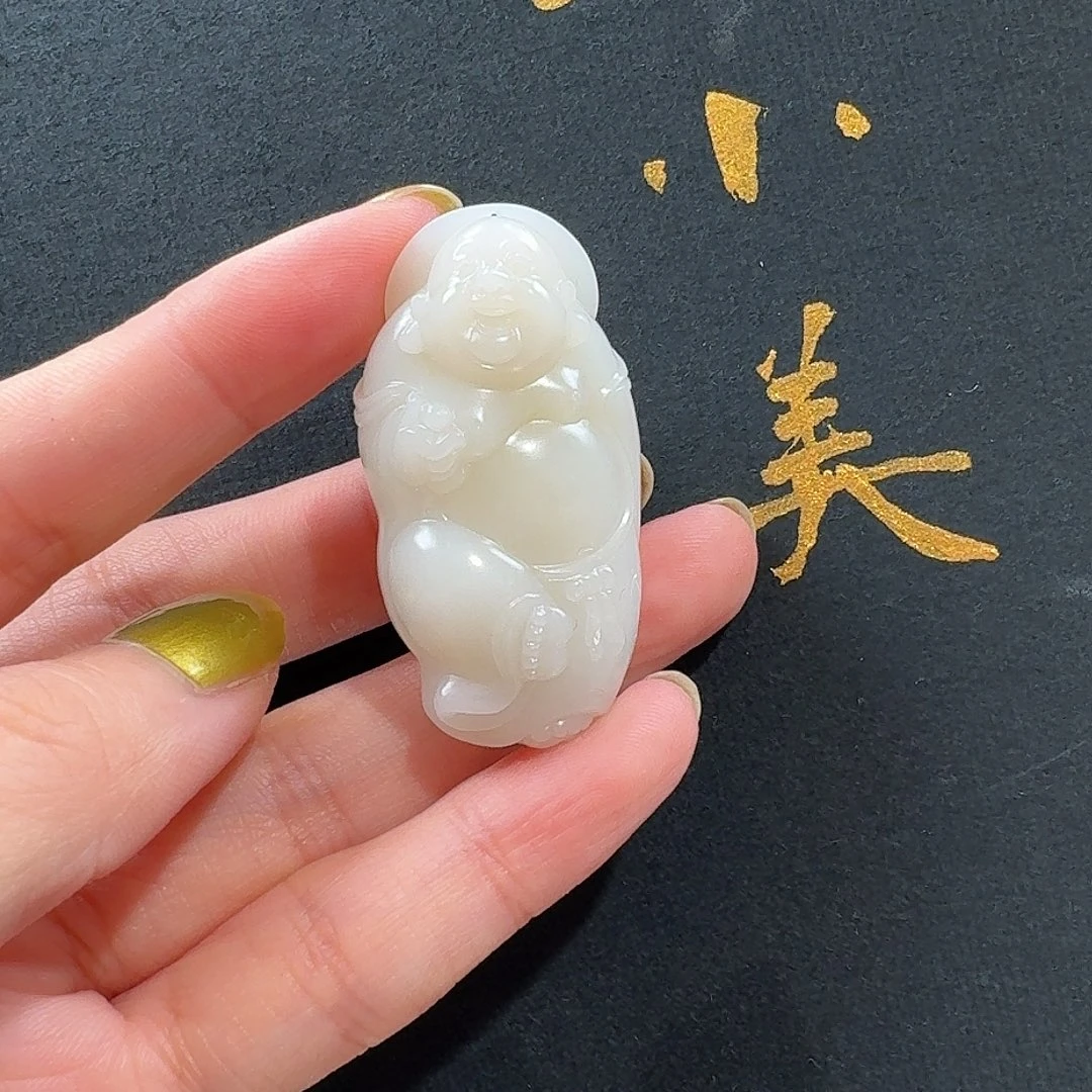 颈饰未镶嵌和田玉米达大师