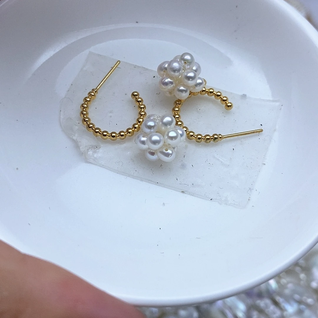 E****合金耳钉淡水珍珠
