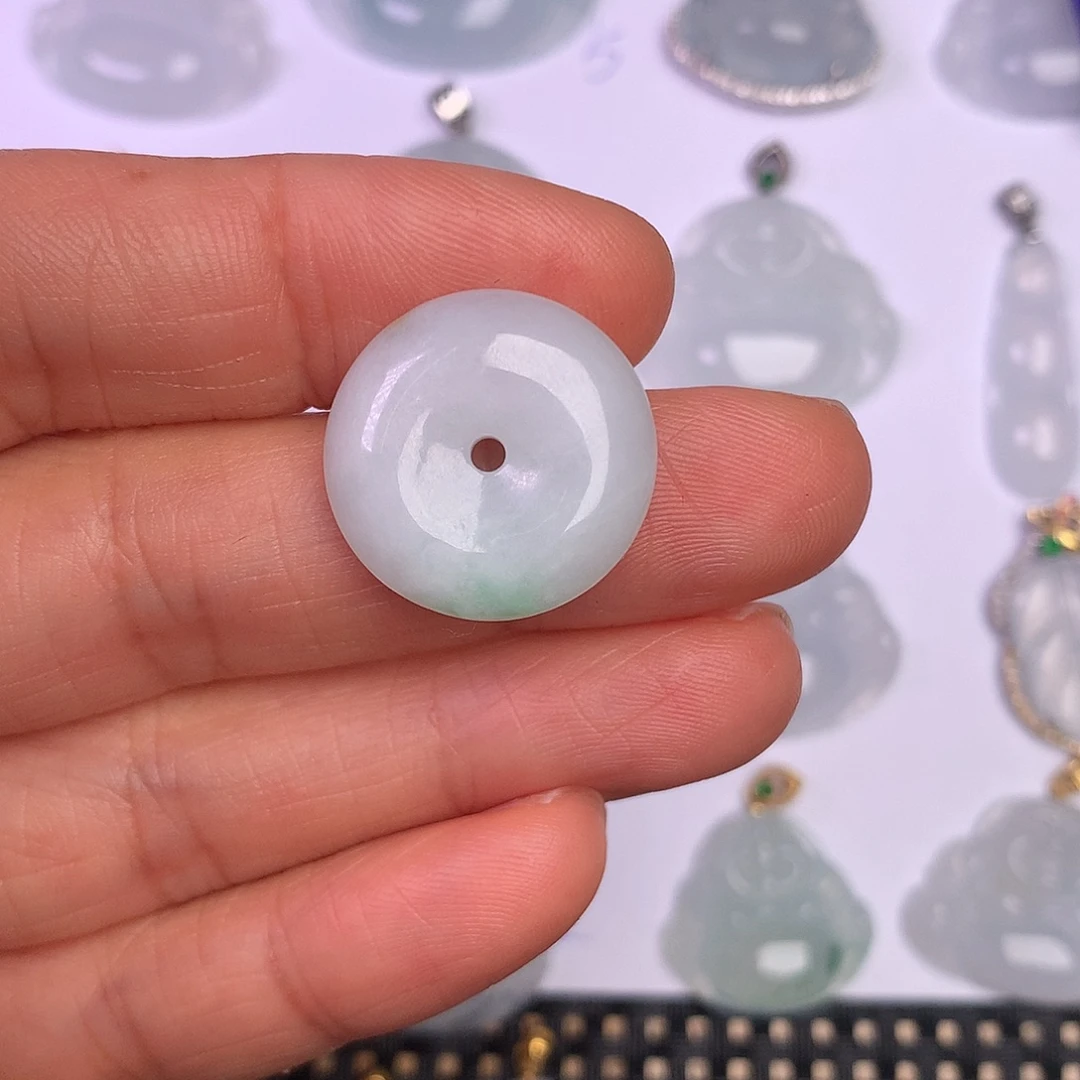 翡翠未镶嵌颈饰缅甸翡翠A货